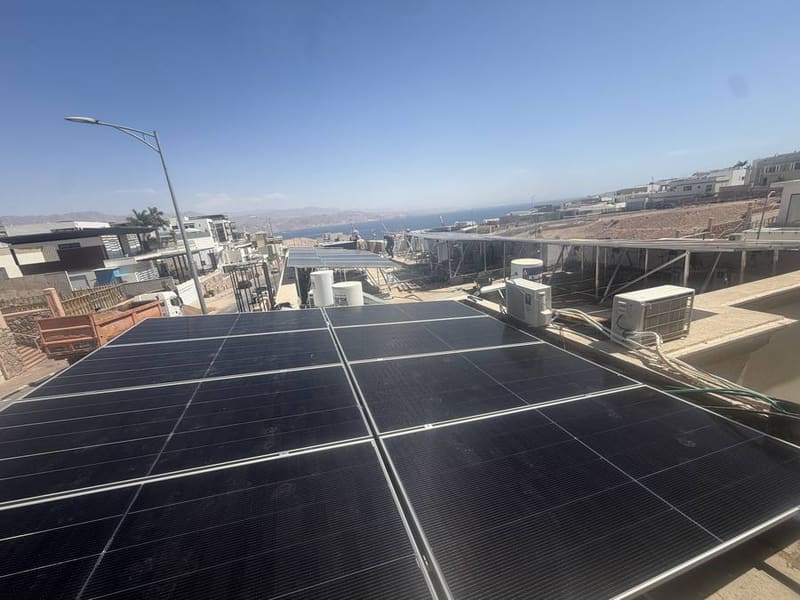 בית פרטי על גג בטון · Sungrow — תמונה 3