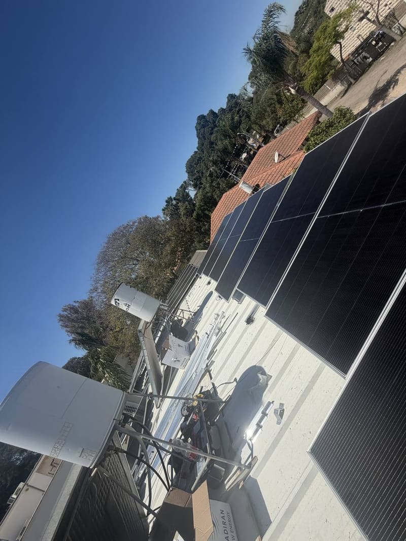 בית פרטי על גג בטון · Sungrow — תמונה 4